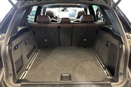 musta BMW X5 2016 kuva 34.
