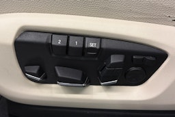 Musta BMW X5 2016 kuva 18.