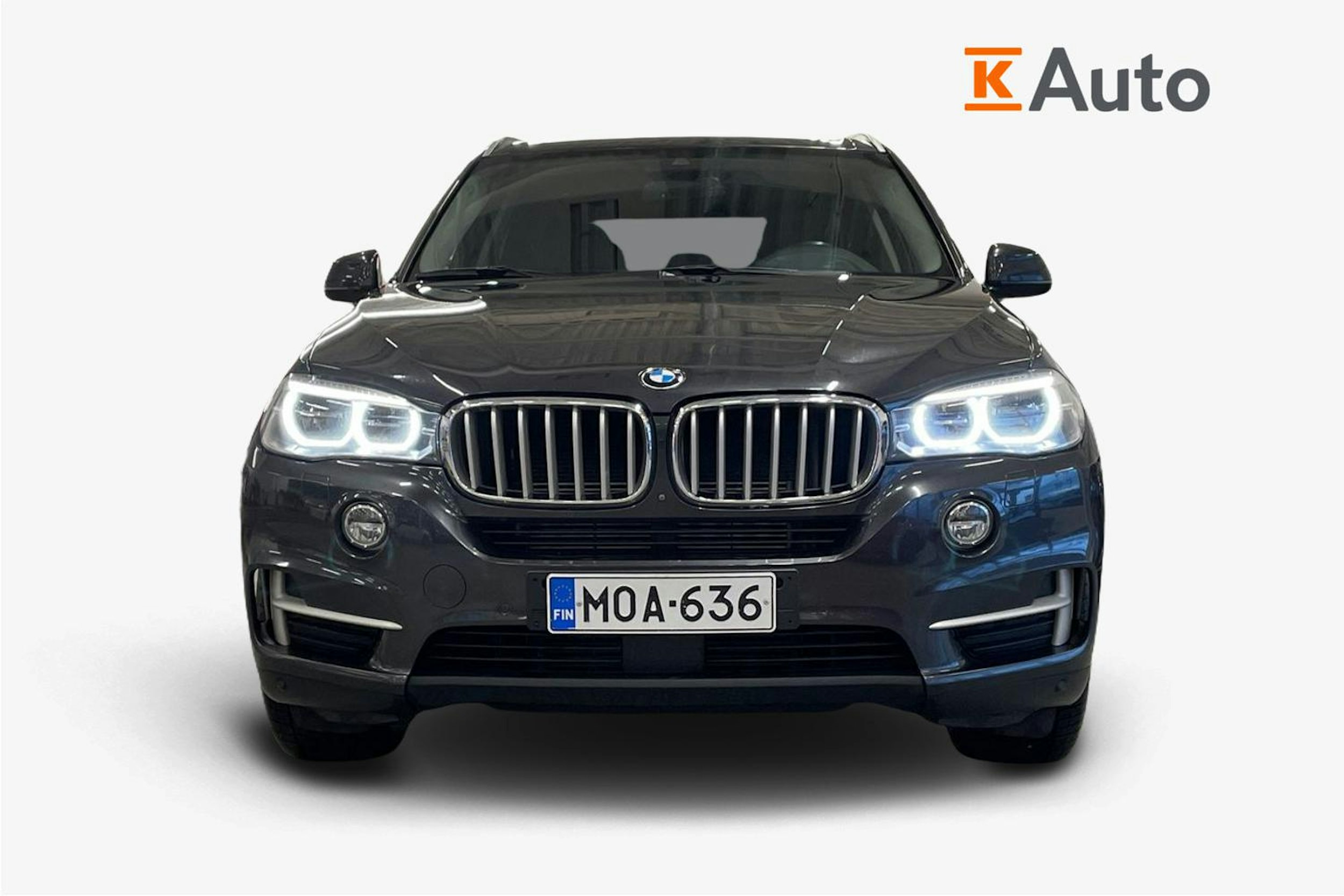 harmaa BMW X5 2016 kuva 5.