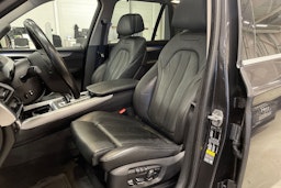 harmaa BMW X5 2016 kuva 14.