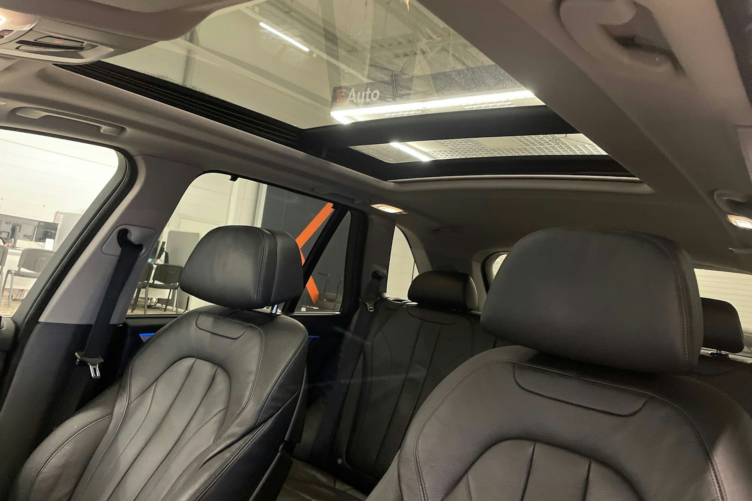 harmaa BMW X5 2016 kuva 37.