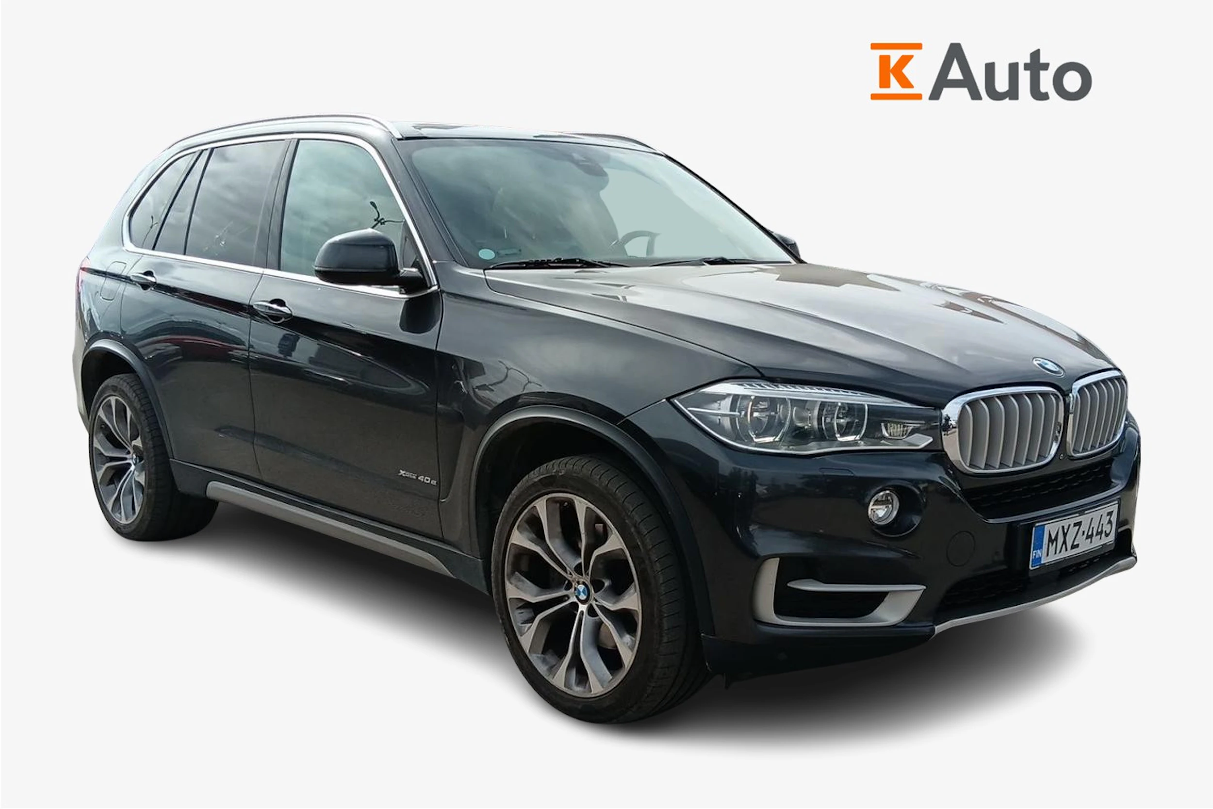 Harmaa BMW X5 2016 kuva 1.
