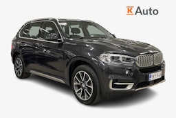 Harmaa BMW X5 2016 kuva 1.
