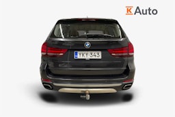 Harmaa BMW X5 2016 kuva 3.