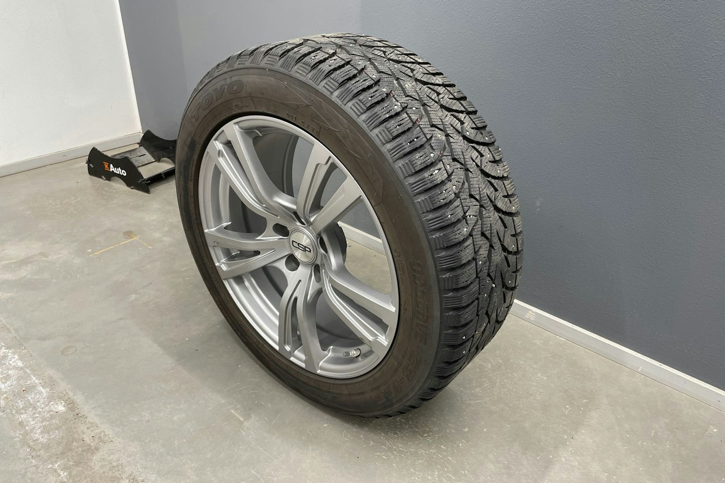 Harmaa BMW X5 2016 kuva 14.
