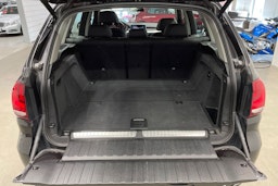 Harmaa BMW X5 2016 kuva 15.