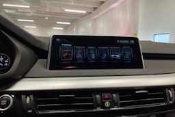 Harmaa BMW X5 2016 kuva 17.