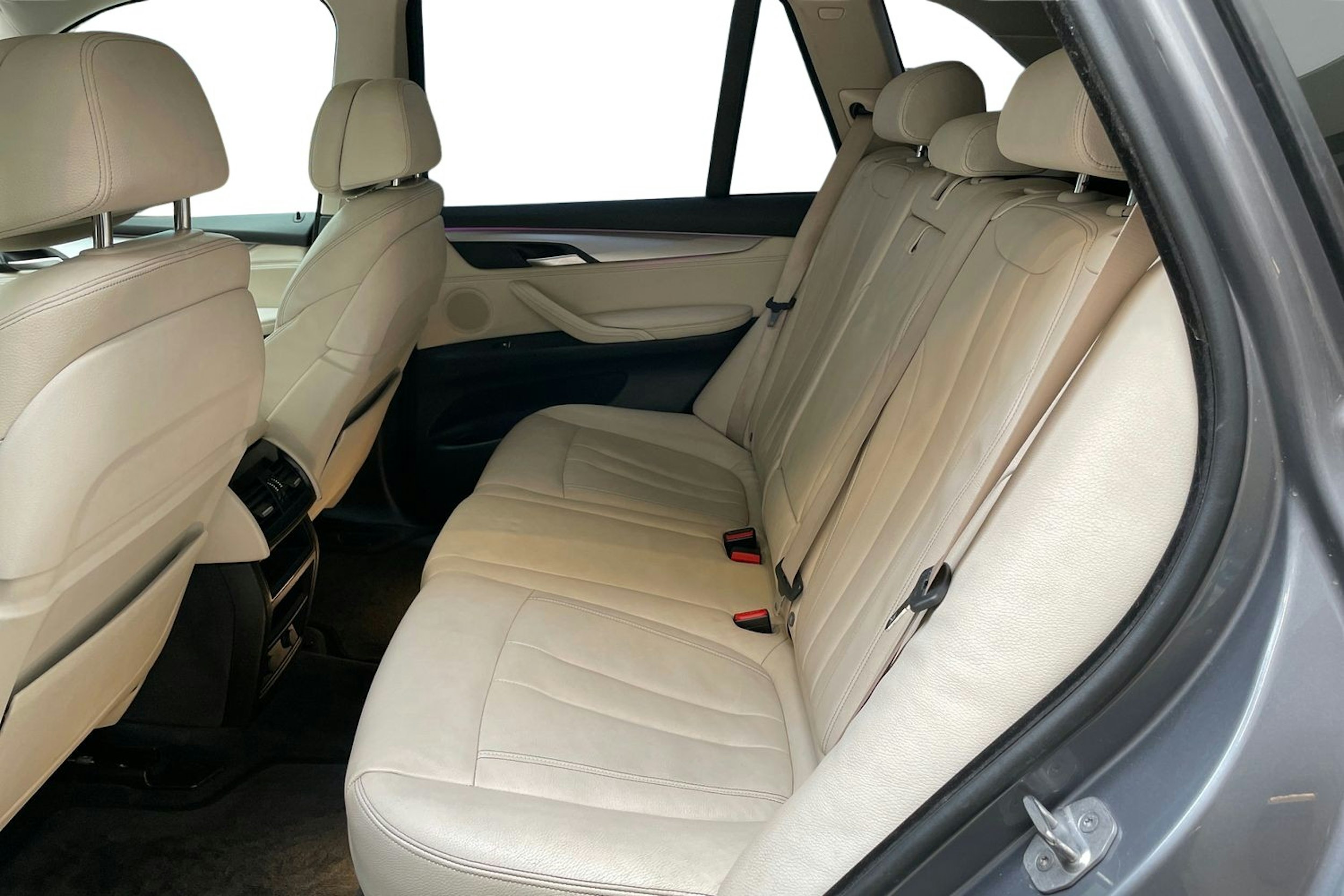 harmaa BMW X5 2017 kuva 10.