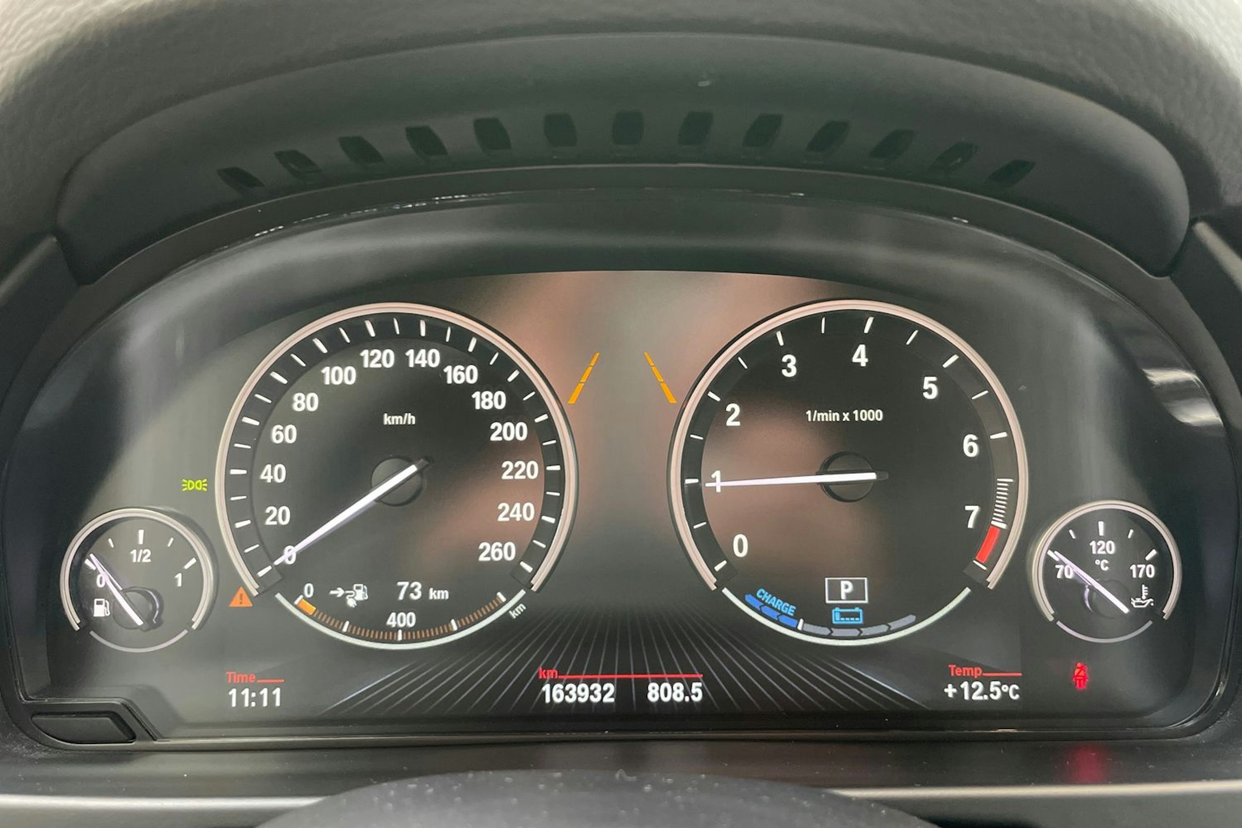 harmaa BMW X5 2017 kuva 14.