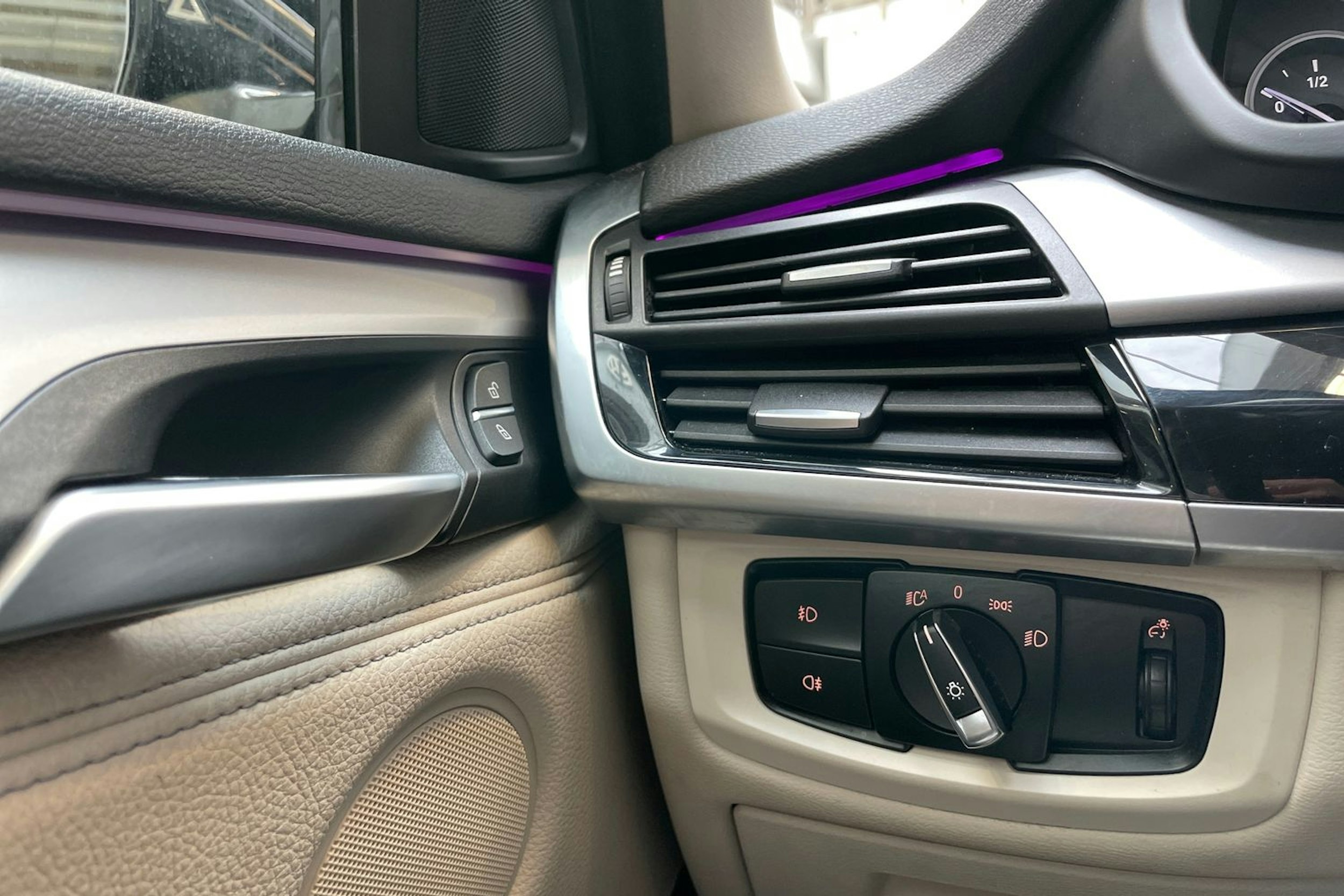 harmaa BMW X5 2017 kuva 17.