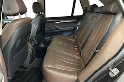 met. harmaa BMW X5 2017 kuva 11.
