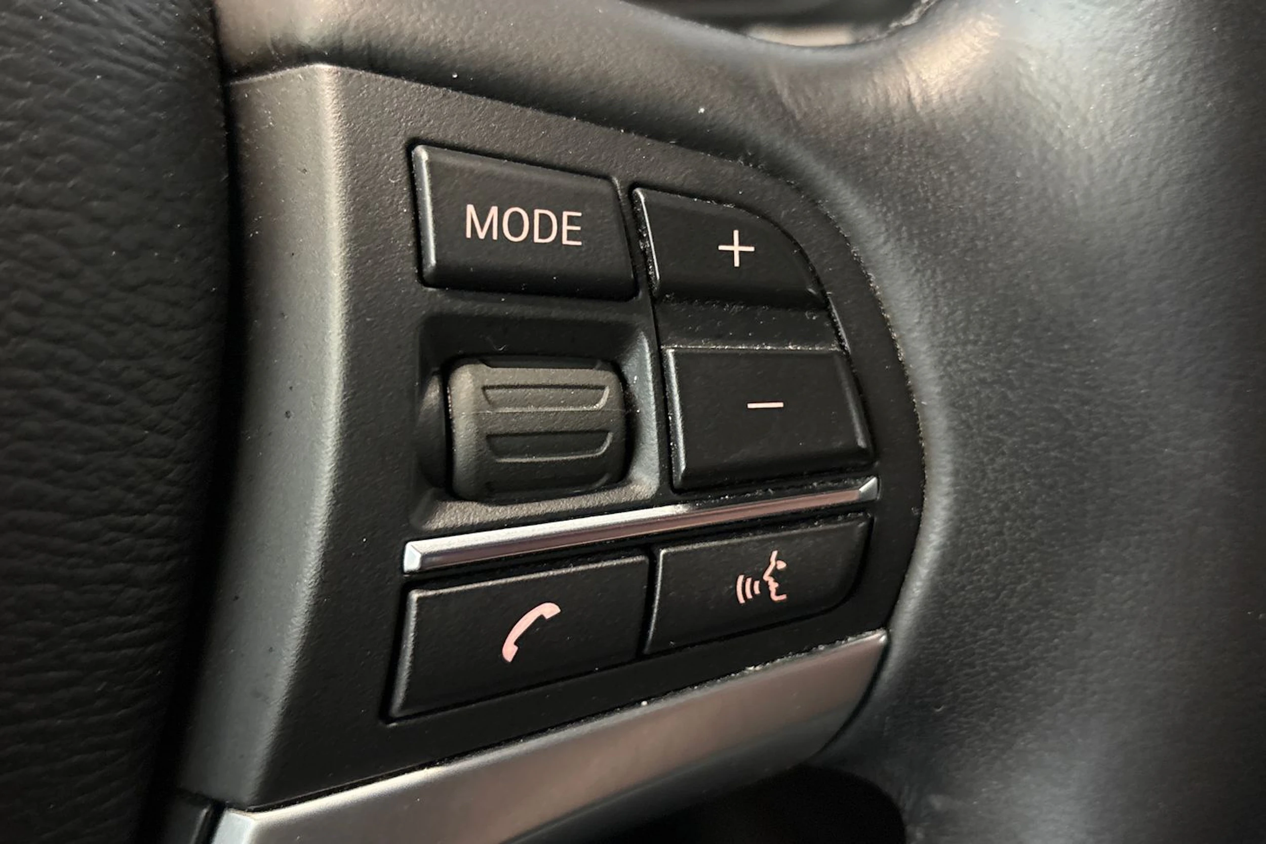 met. harmaa BMW X5 2017 kuva 25.
