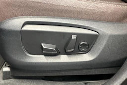 met. harmaa BMW X5 2017 kuva 28.