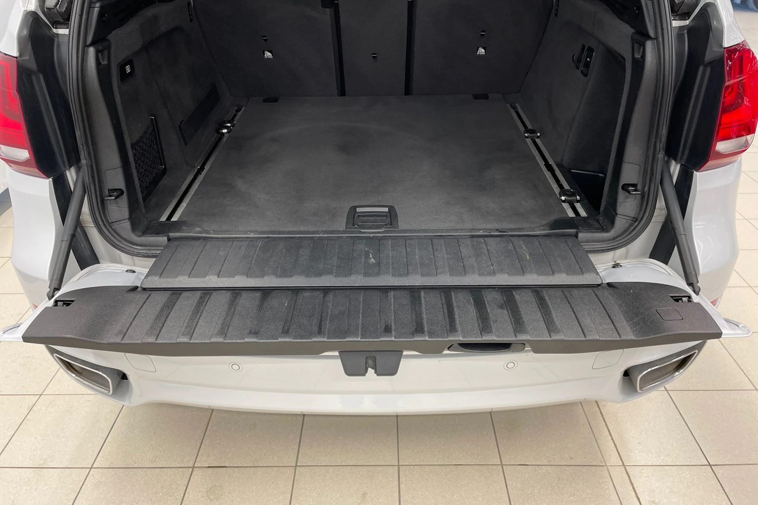 hopea BMW X5 2017 kuva 27.