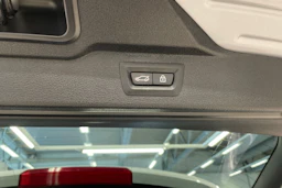 hopea BMW X5 2017 kuva 28.