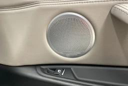 hopea BMW X5 2017 kuva 33.