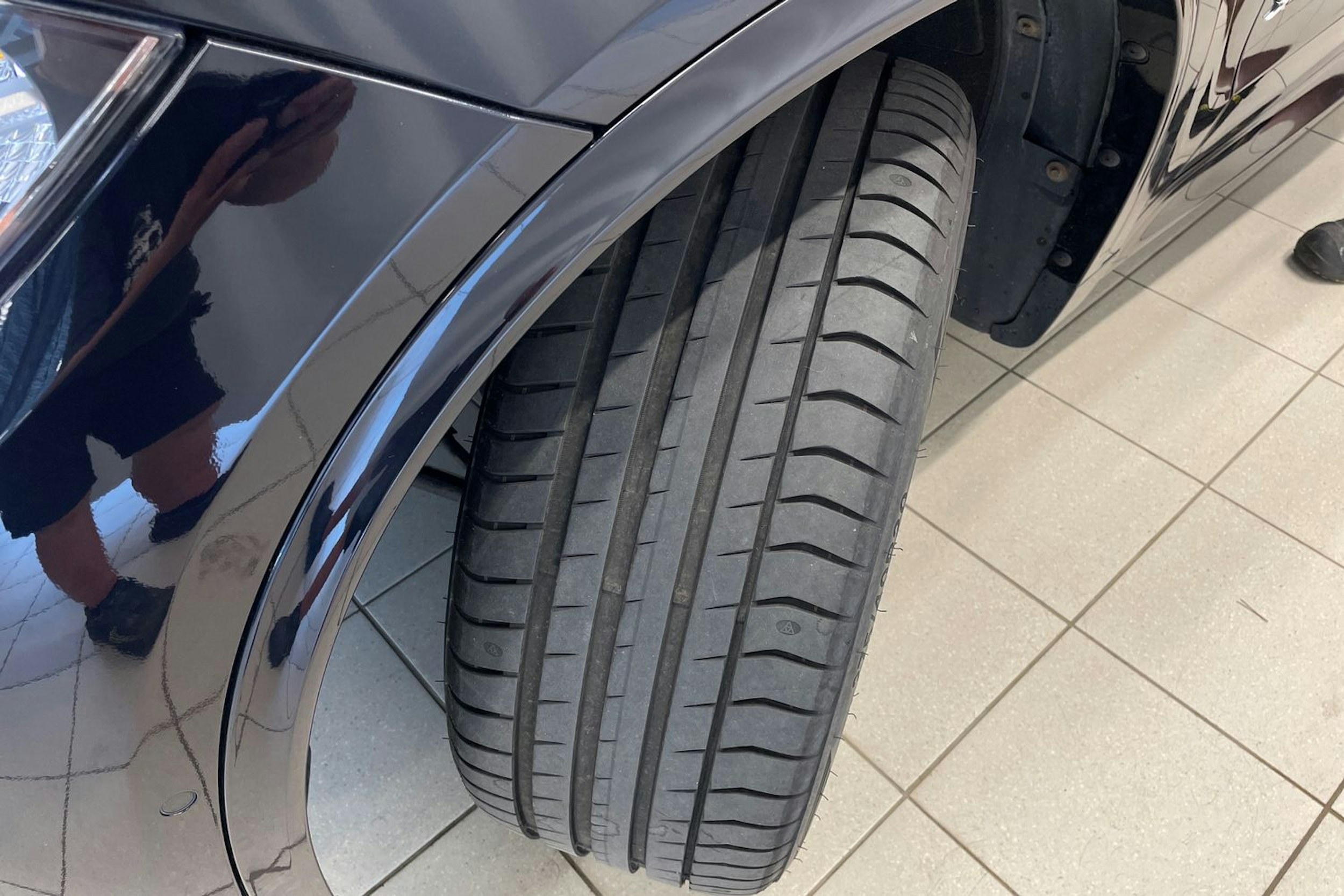 musta BMW X5 2017 kuva 13.