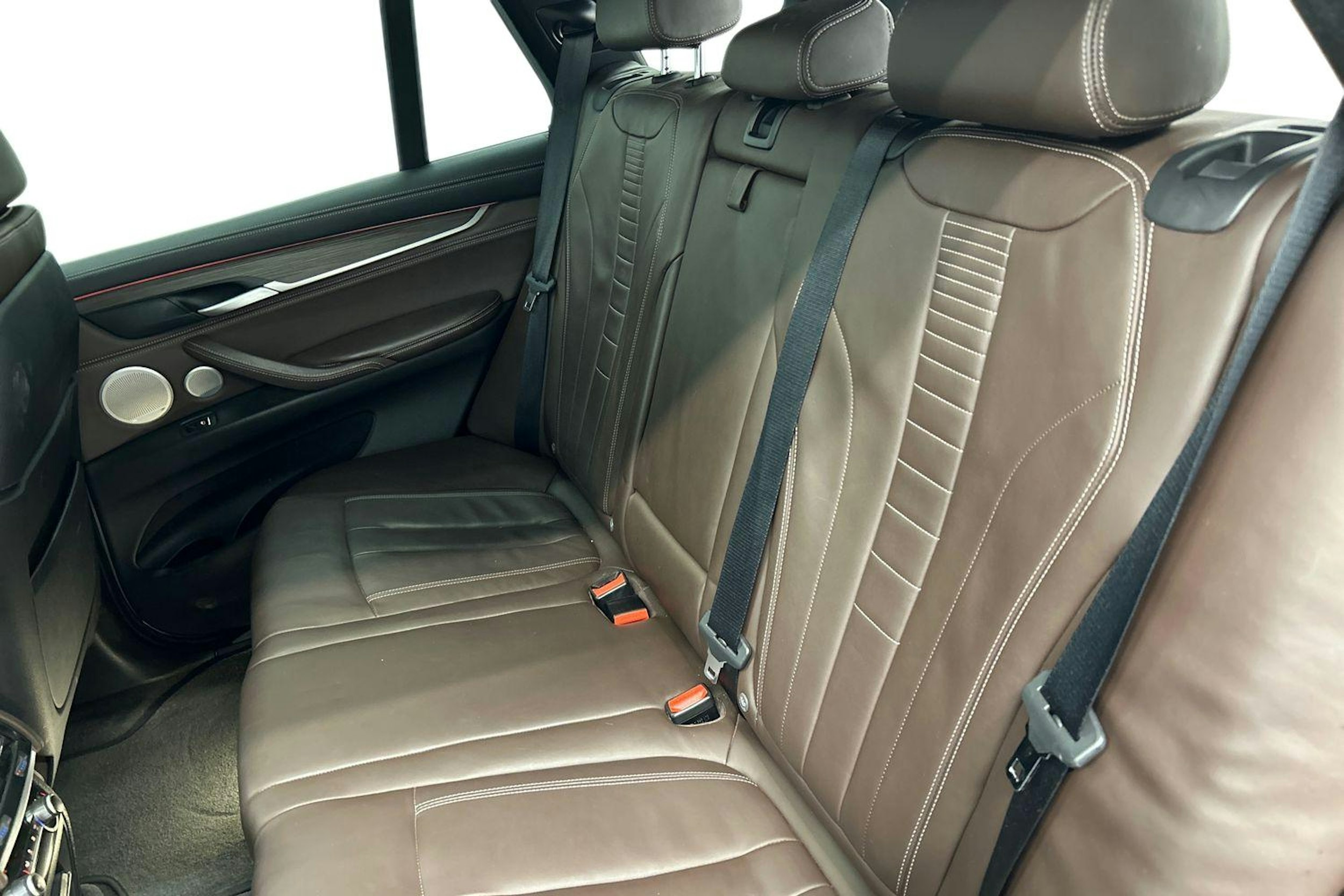 valkoinen BMW X5 2017 kuva 10.