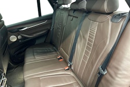 valkoinen BMW X5 2017 kuva 10.