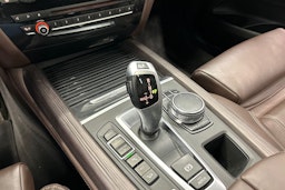 valkoinen BMW X5 2017 kuva 28.