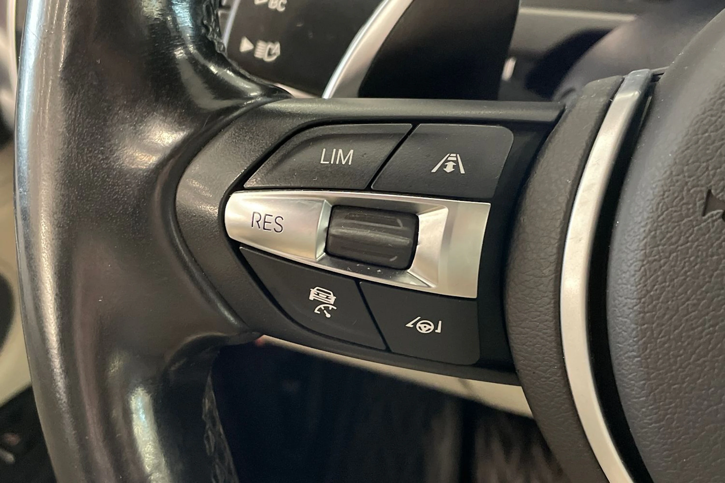 met. sininen BMW X5 2017 kuva 15.