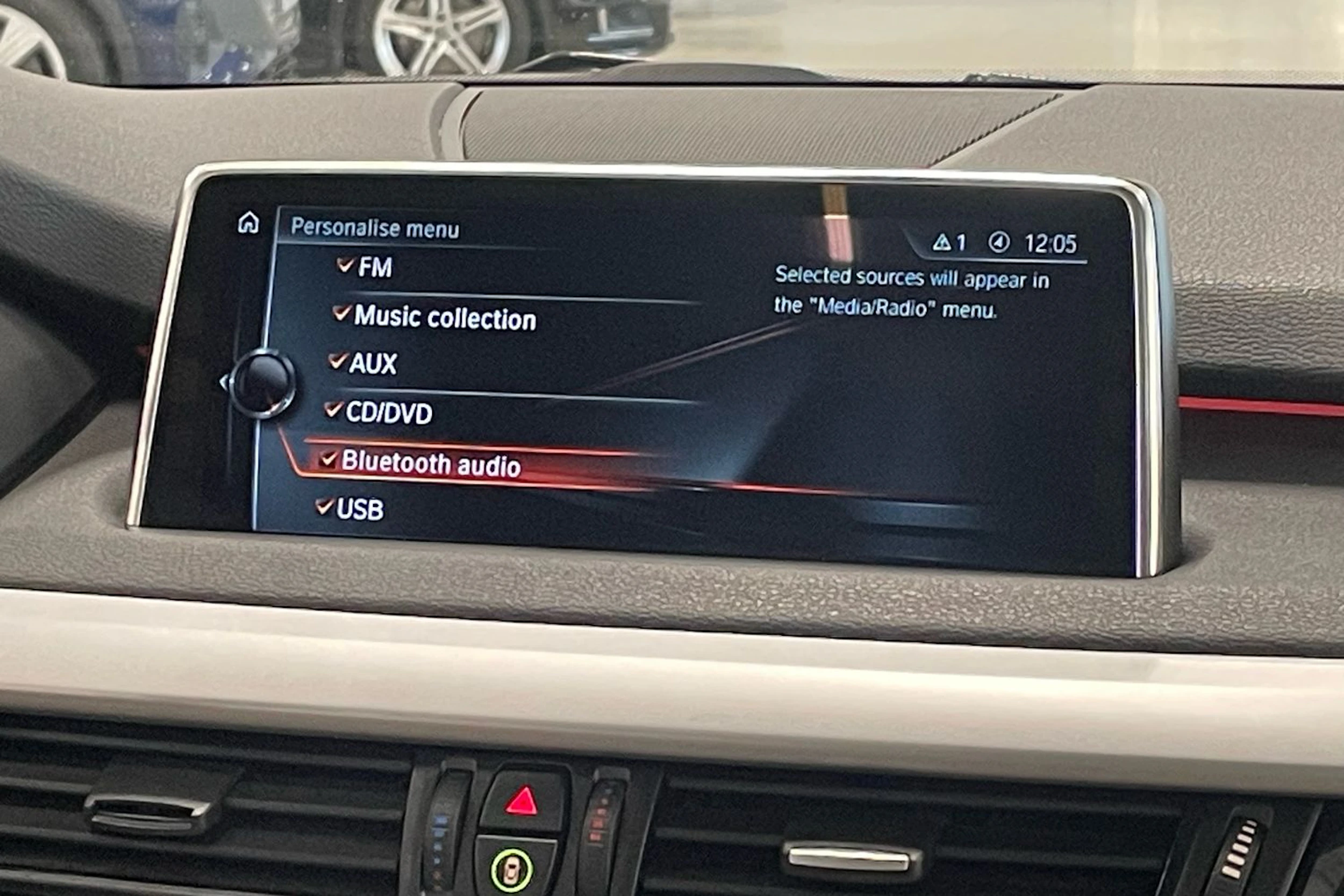 met. sininen BMW X5 2017 kuva 23.