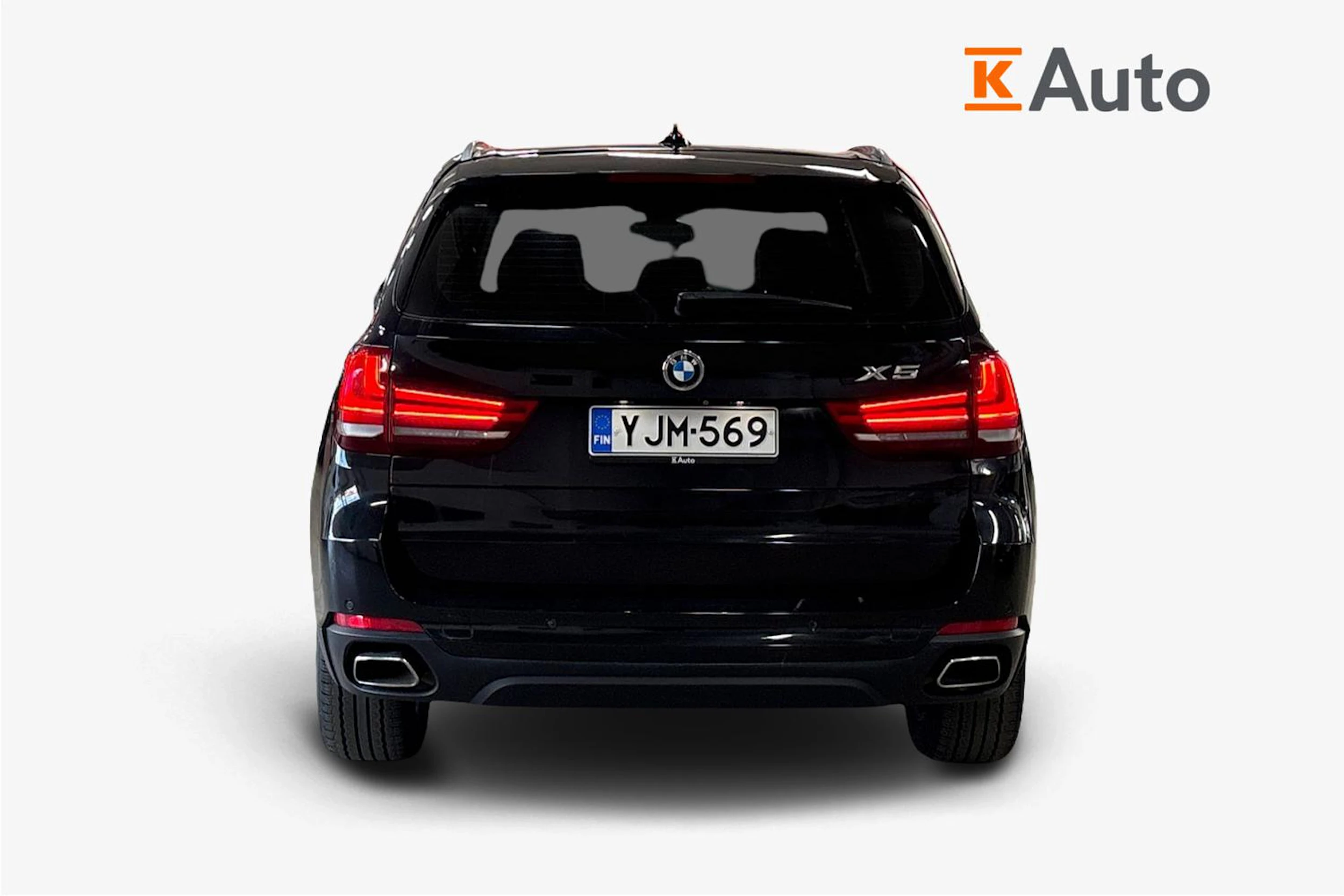 Musta BMW X5 2017 kuva 4.