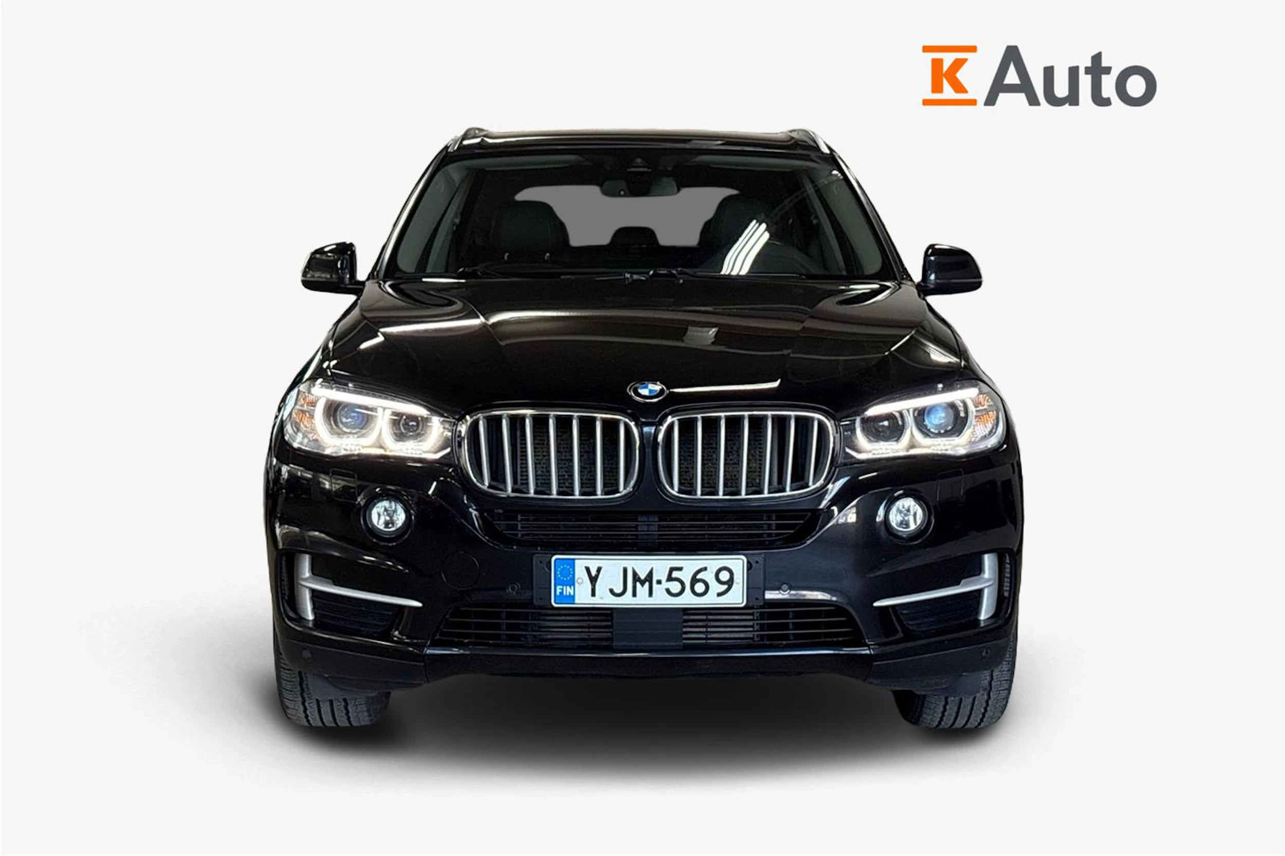Musta BMW X5 2017 kuva 5.