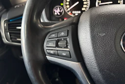 Musta BMW X5 2017 kuva 18.