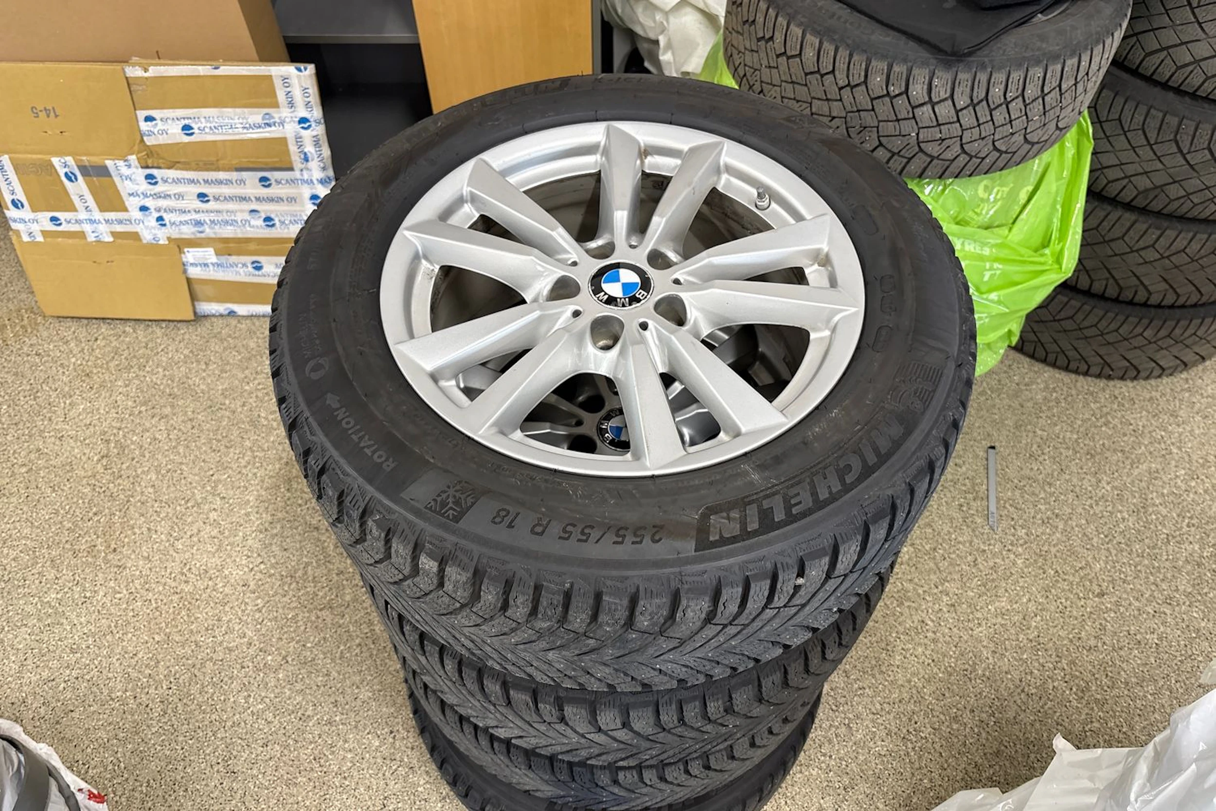 Musta BMW X5 2017 kuva 36.