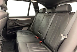musta BMW X5 2017 kuva 8.