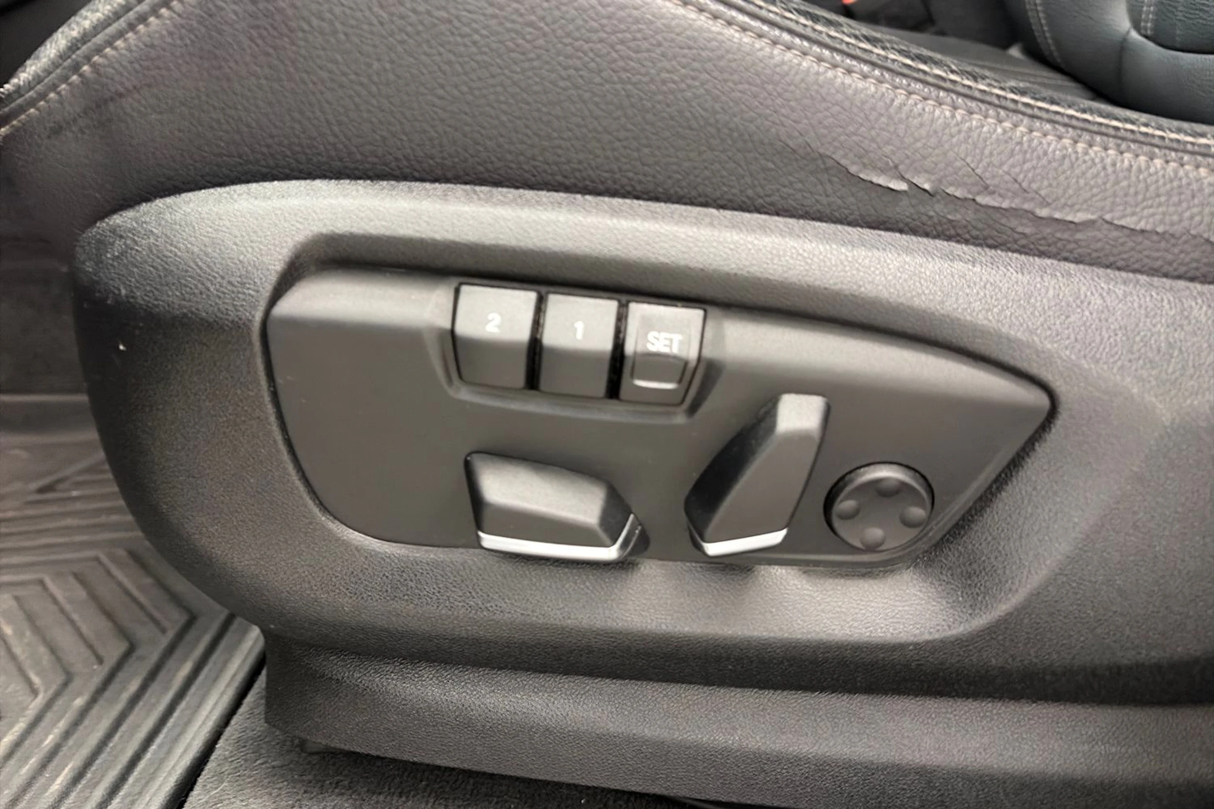 musta BMW X5 2017 kuva 14.