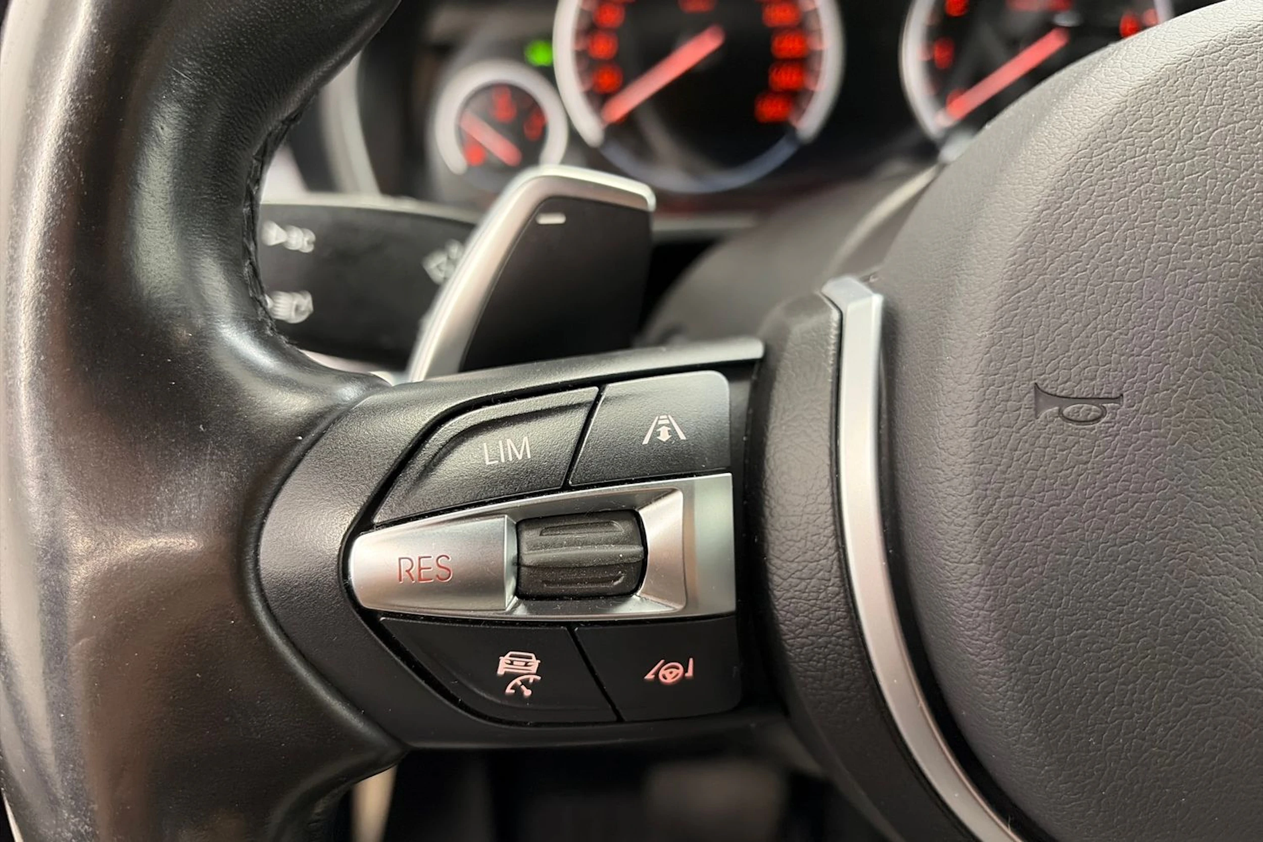 musta BMW X5 2017 kuva 18.