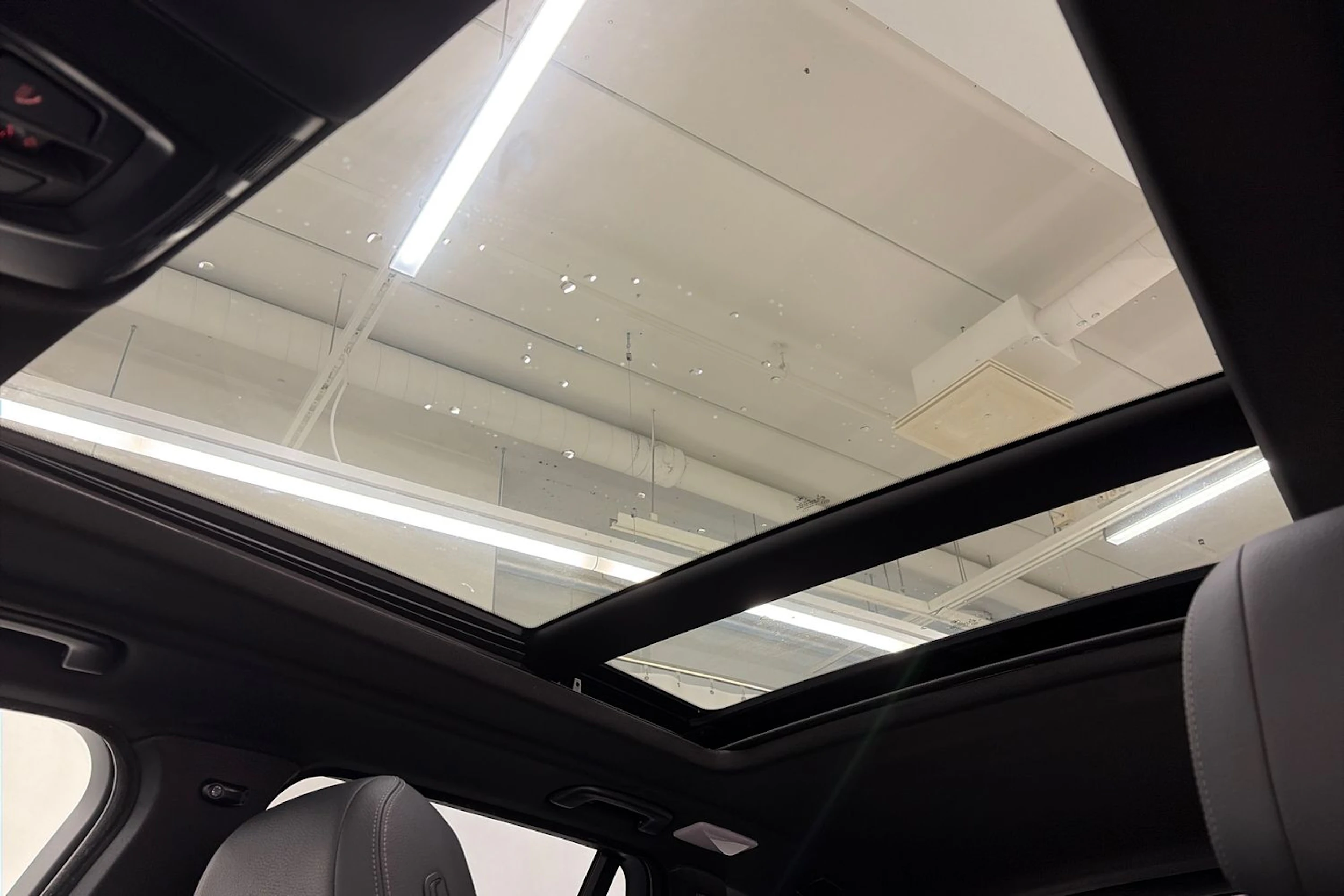 musta BMW X5 2017 kuva 26.