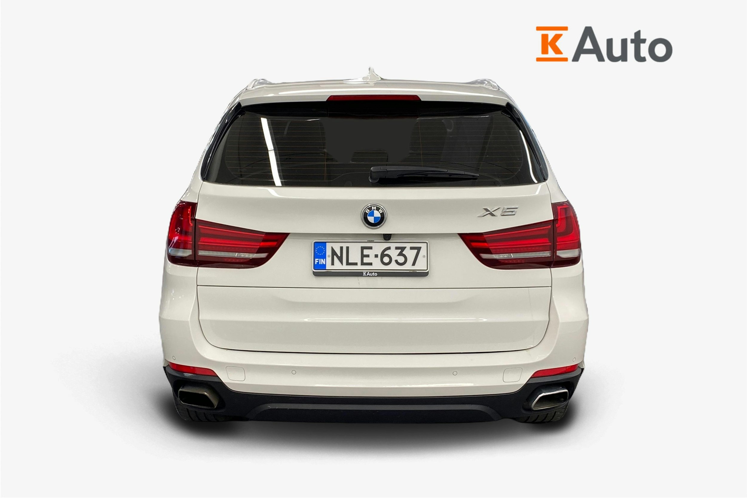 Valkoinen BMW X5 2018 kuva 3.