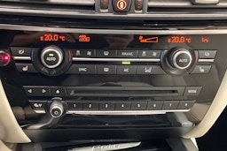 Valkoinen BMW X5 2018 kuva 18.