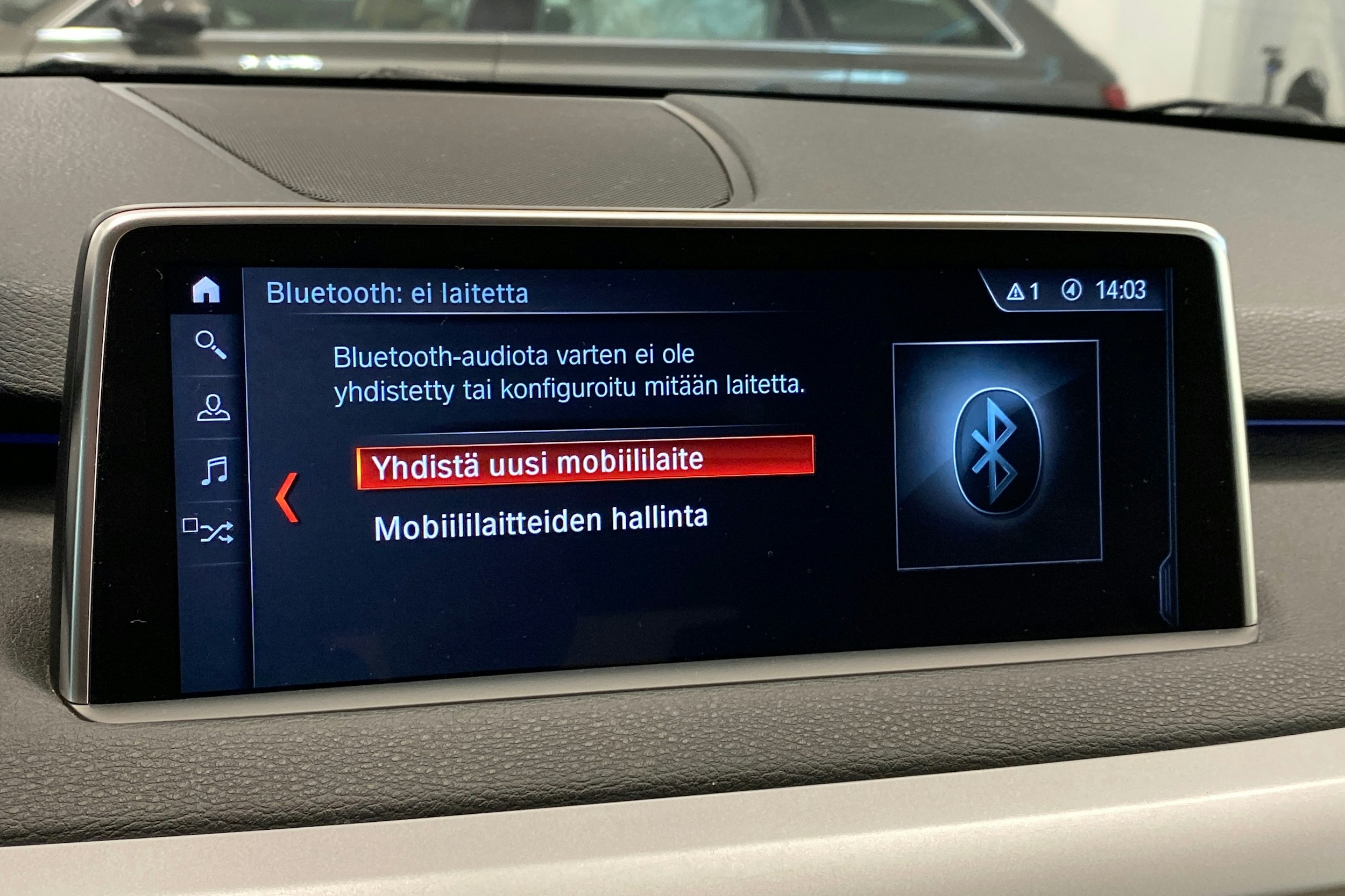 Valkoinen BMW X5 2018 kuva 21.