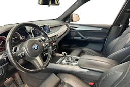 valkoinen BMW X5 2018 kuva 6.