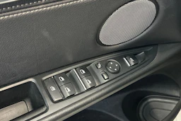 valkoinen BMW X5 2018 kuva 17.