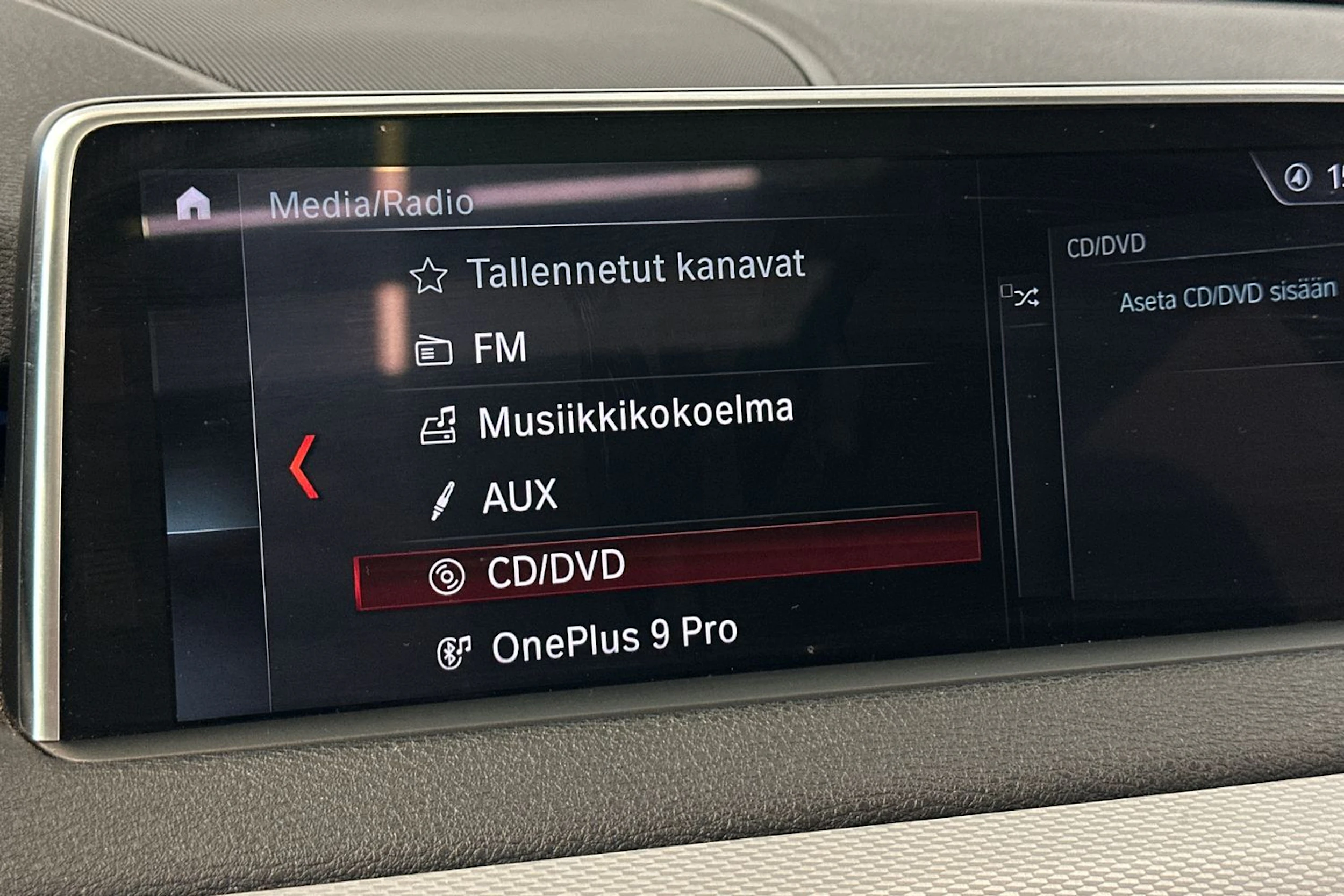 valkoinen BMW X5 2018 kuva 27.