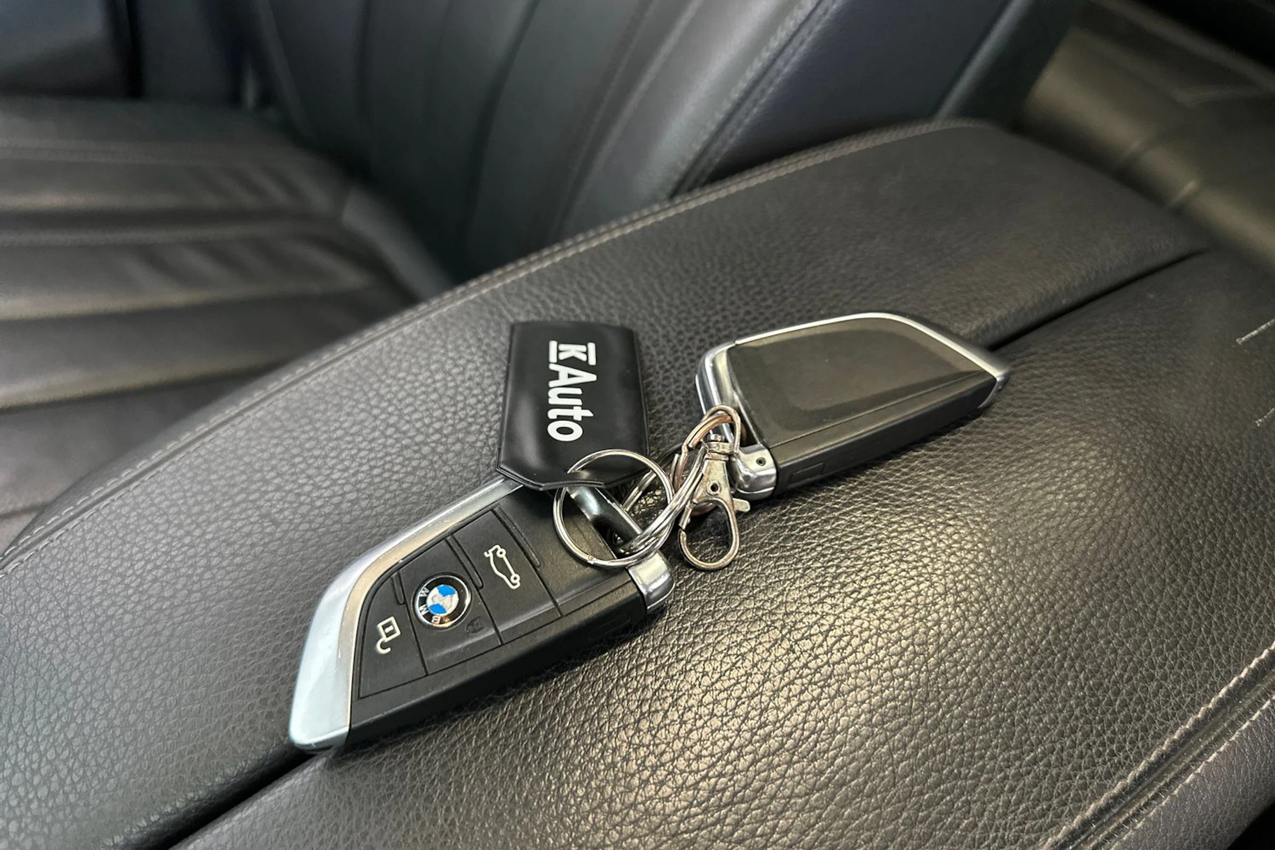 valkoinen BMW X5 2018 kuva 32.