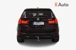 Musta BMW X5 2018 kuva 3.