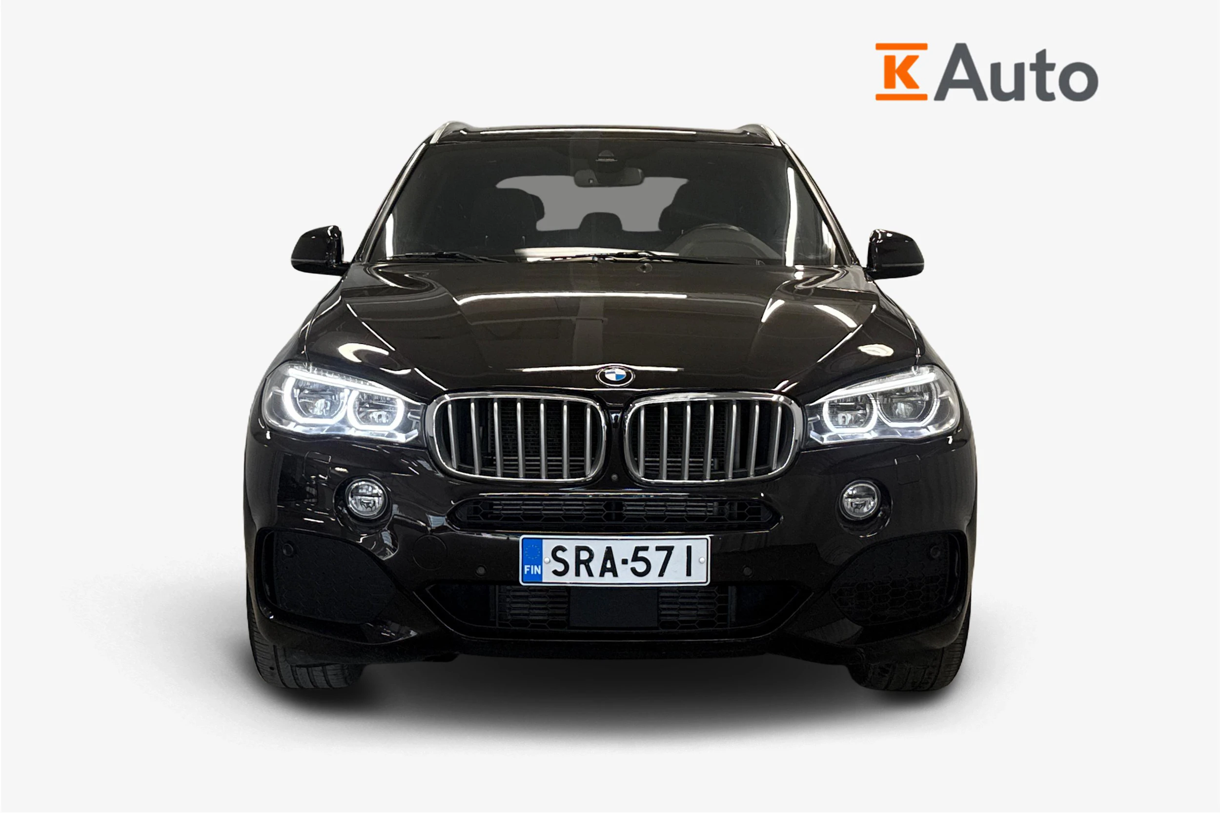 Musta BMW X5 2018 kuva 4.