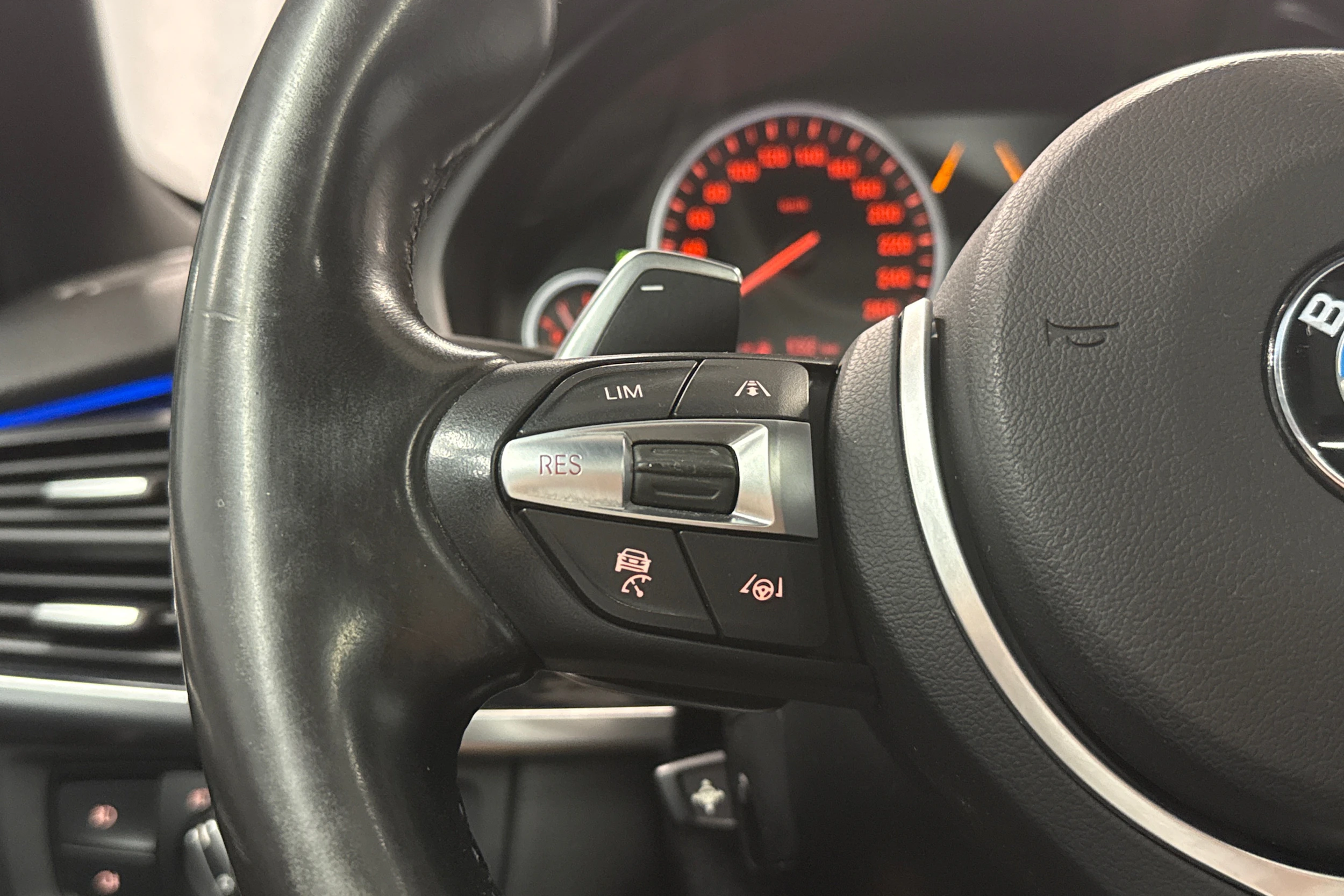 Musta BMW X5 2018 kuva 12.
