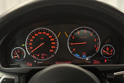 Musta BMW X5 2018 kuva 14.