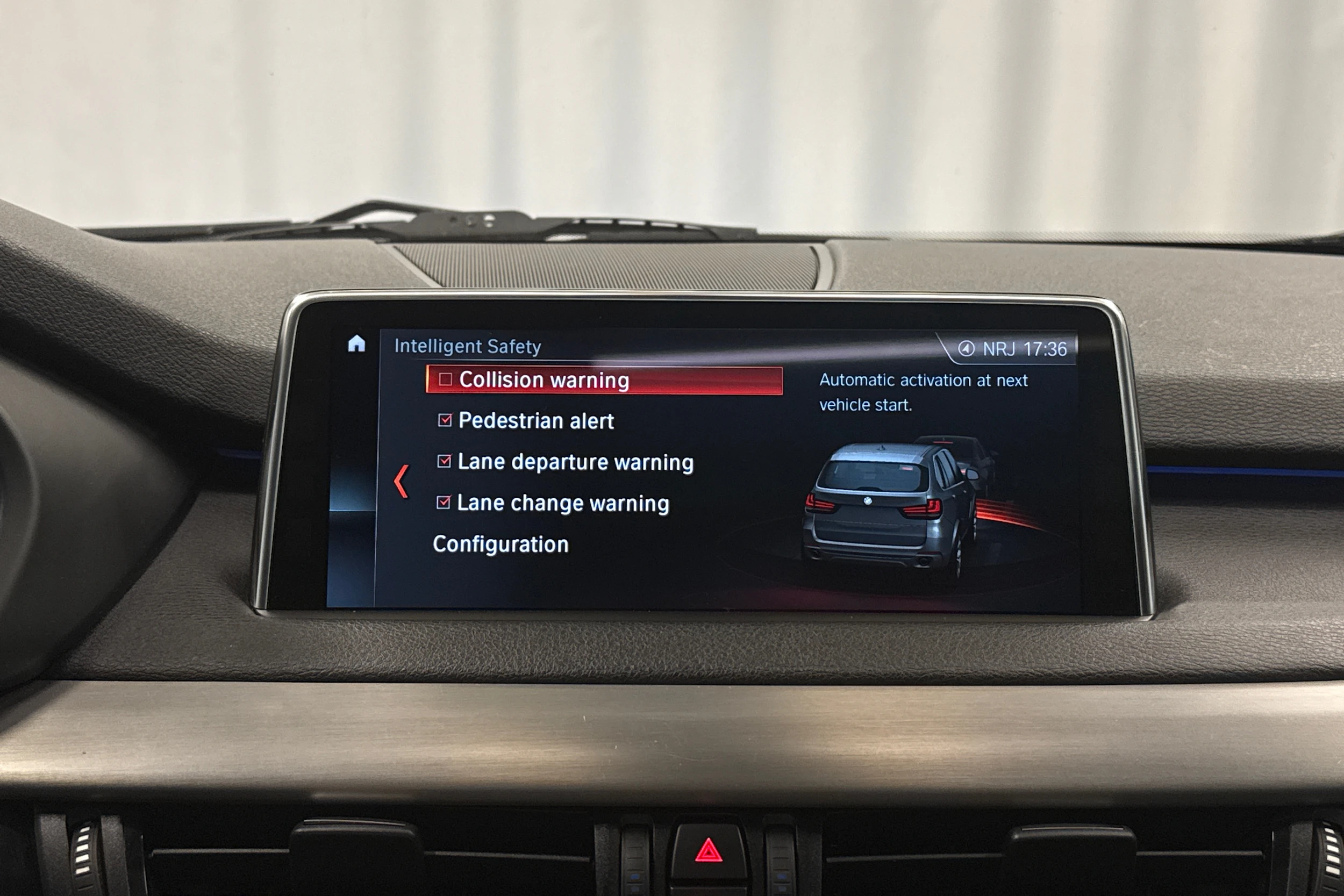 Musta BMW X5 2018 kuva 17.