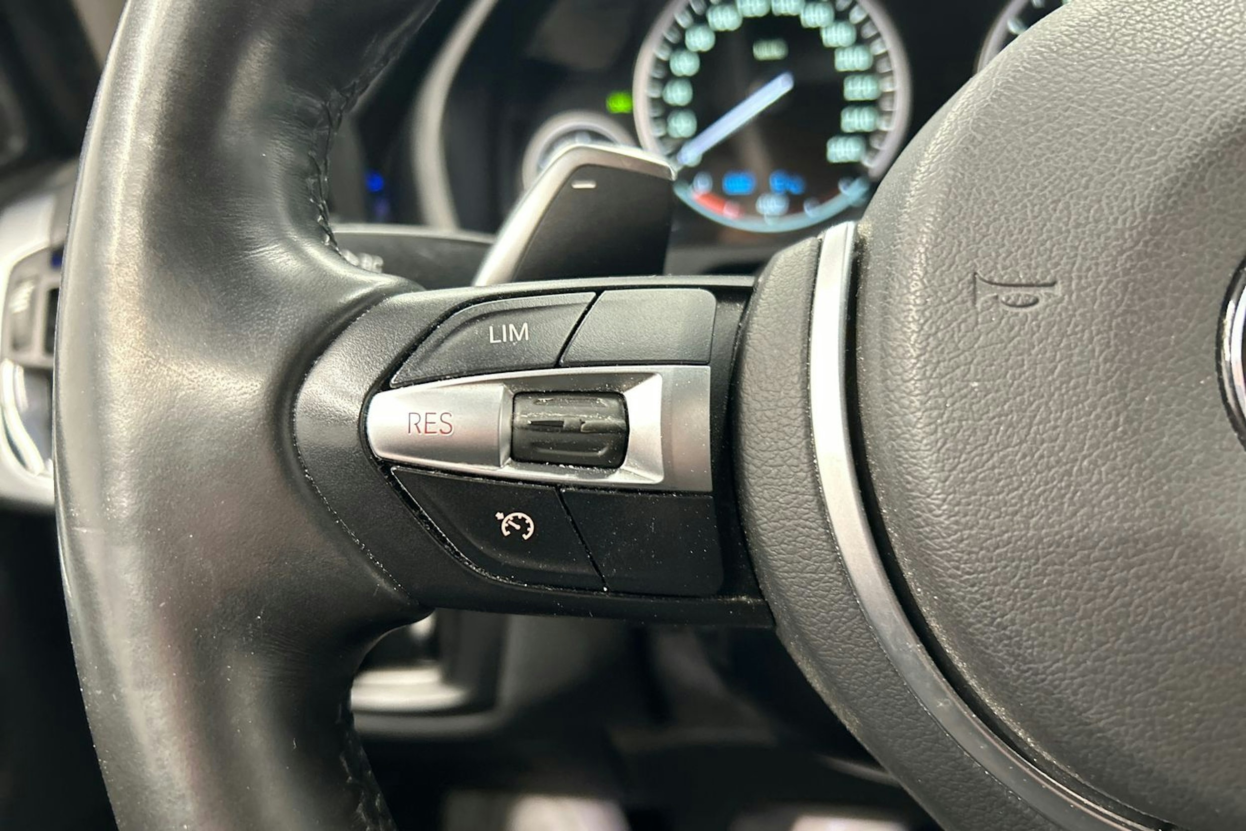 valkoinen BMW X5 2018 kuva 23.