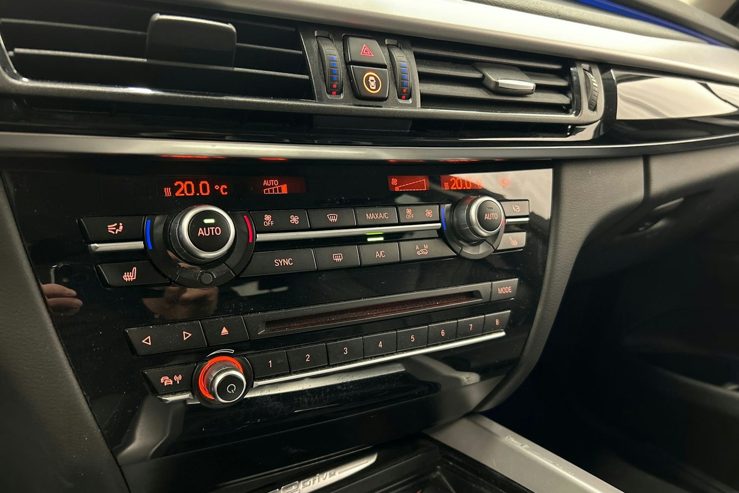 valkoinen BMW X5 2018 kuva 26.