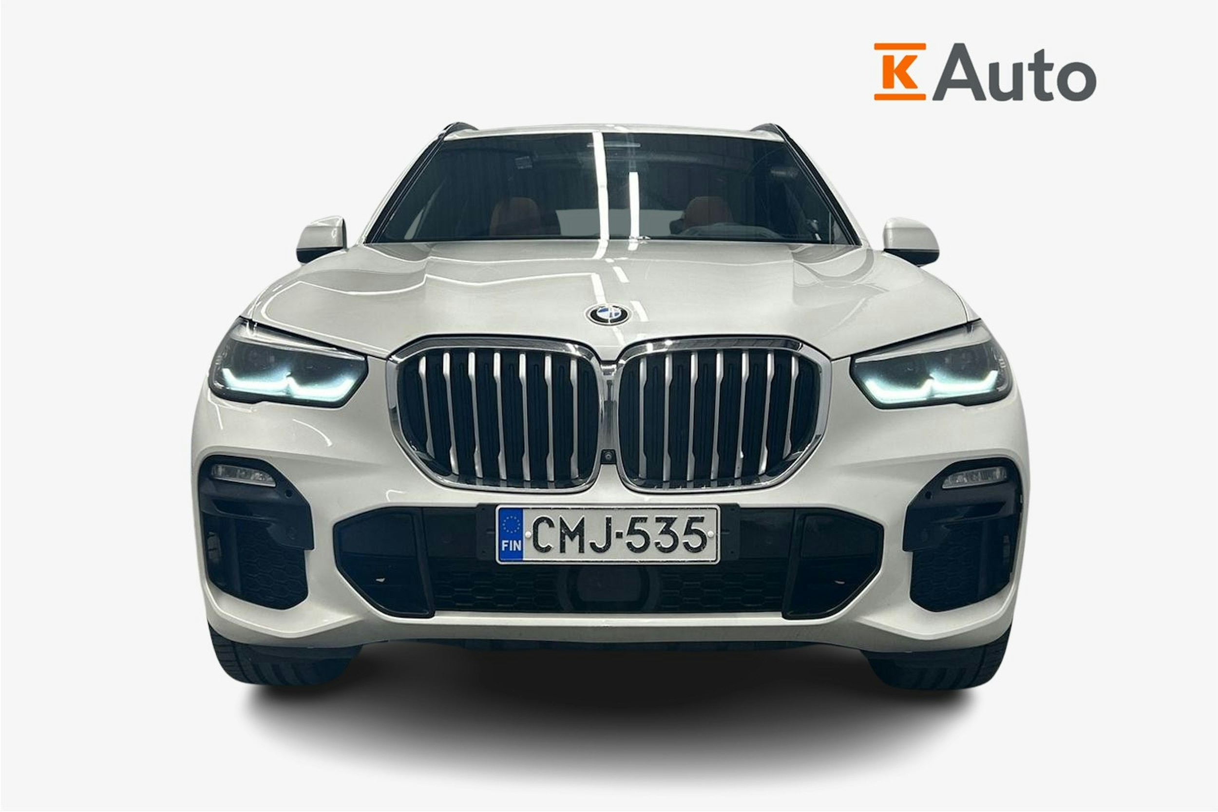 valkoinen BMW X5 2019 kuva 5.