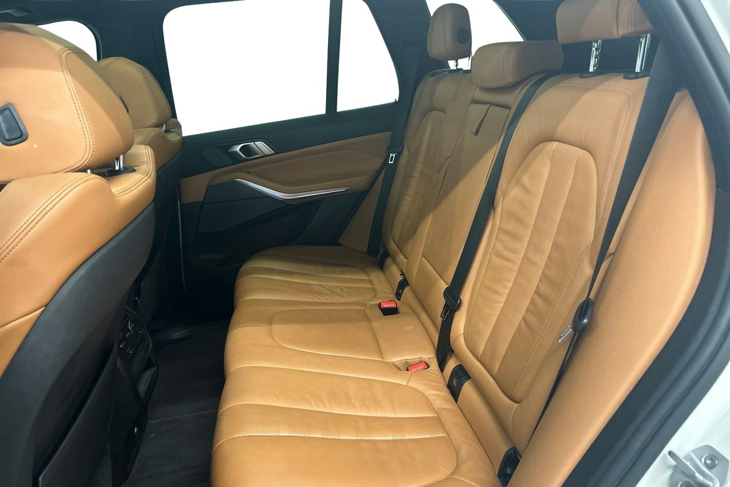 valkoinen BMW X5 2019 kuva 10.